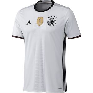 футболки сборной Германии на Евро 2016